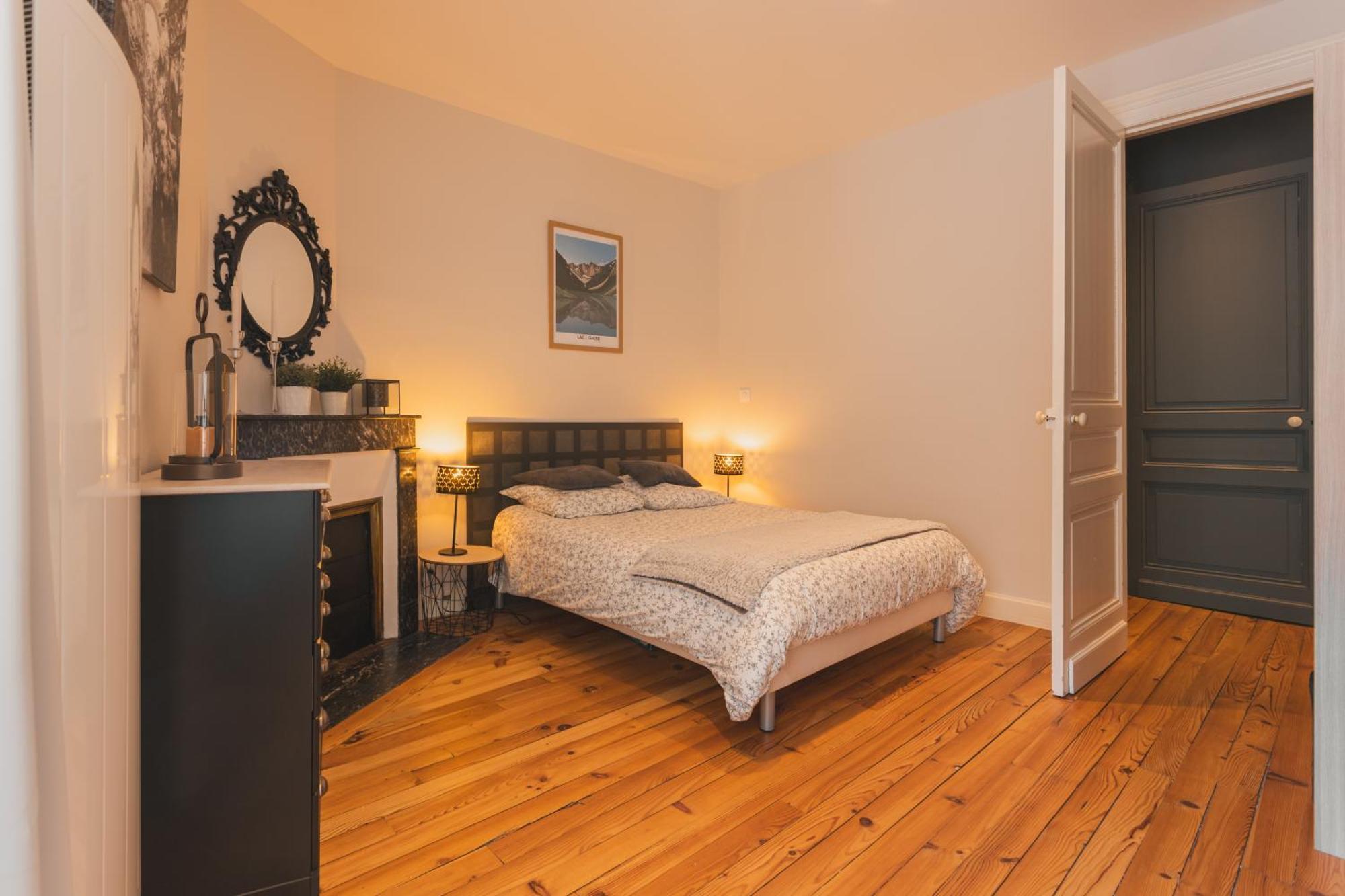 Apartamento Au Dessus Des Toits Cauterets Exterior foto